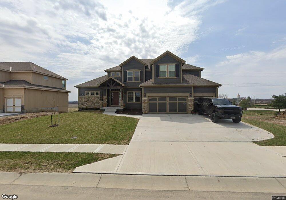 4917 NE 104th St, Kansas City, MO 64156 - photo 1