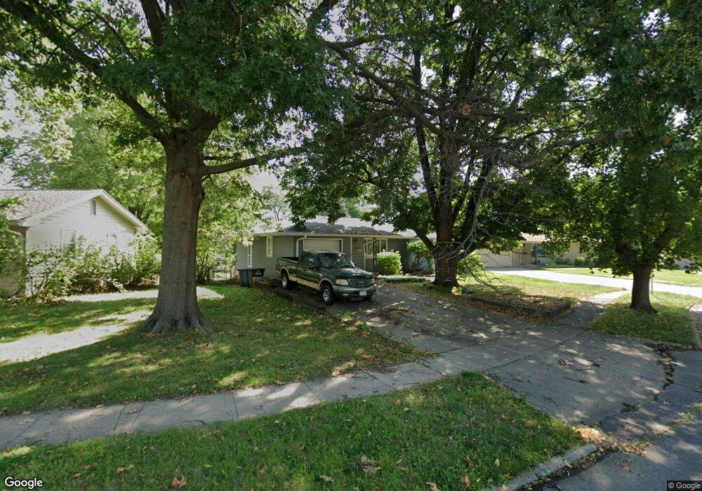 3923 29th St, Des Moines, IA 50310 - photo 1