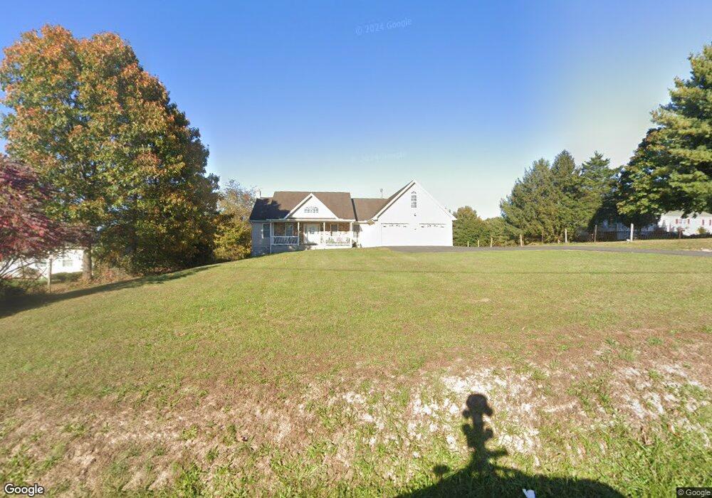 1462 Three Run Rd, Bunker Hill, WV 25413 - photo 1