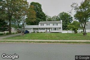 34 Forest Rd, Allendale, NJ 07401