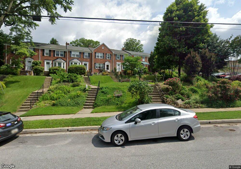 202 Dumbarton Rd, Baltimore, MD 21212 - photo 1