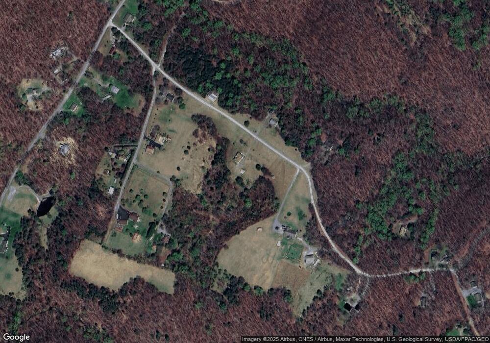 220 Gloyd Ln, Great Cacapon, WV 25422 - photo 1