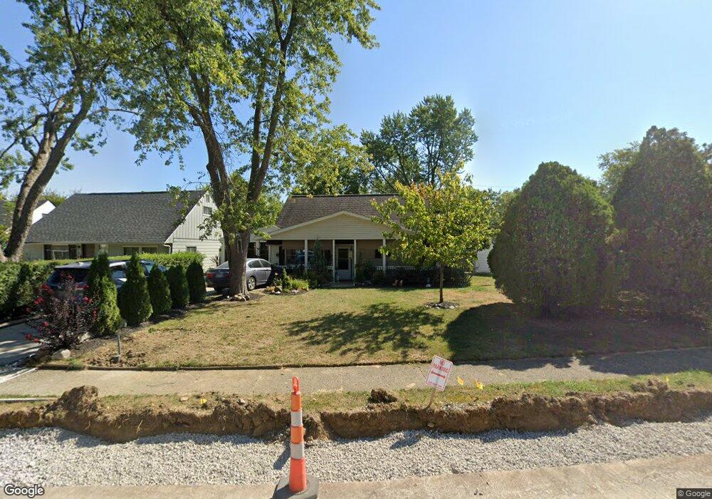 530 Virginia Cir W, Columbus, OH 43213 - photo 1