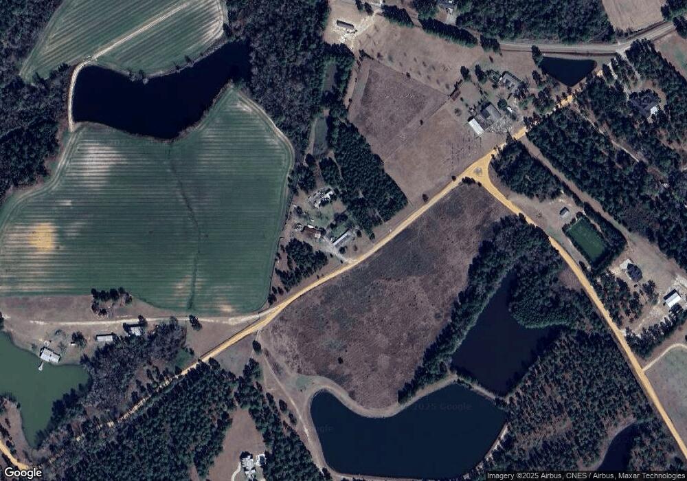 1610 Mckinley Rd, Metter, GA 30439 - photo 1