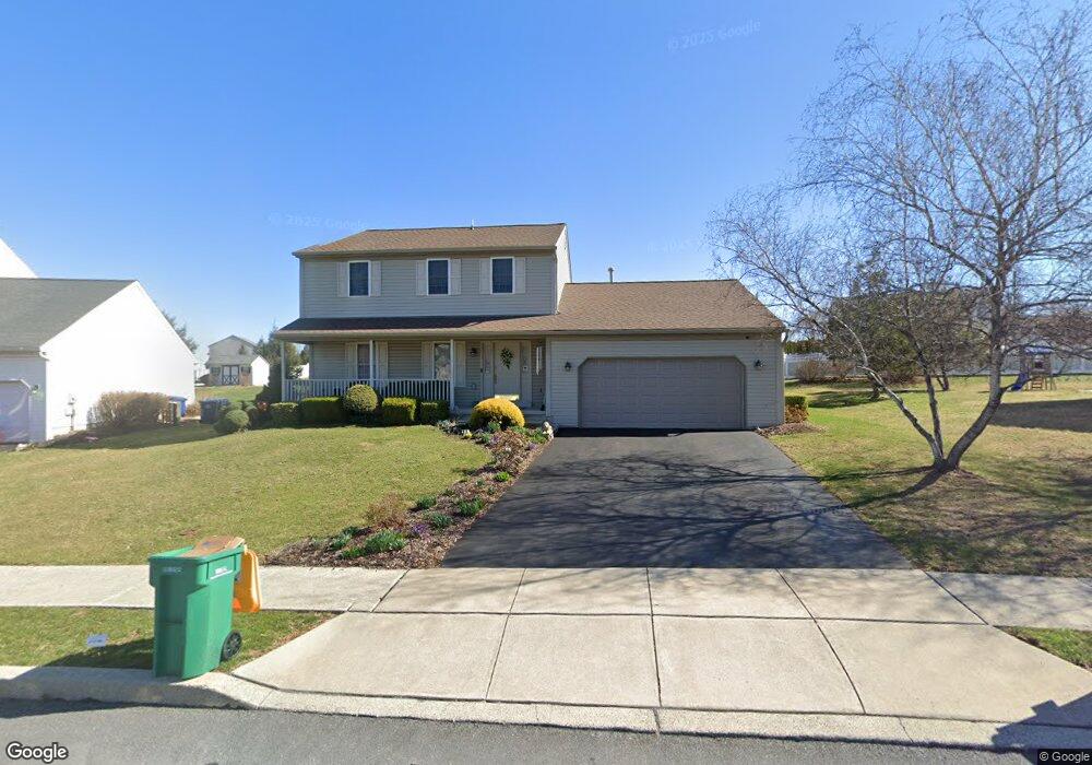 406 Apache Dr, Reading, PA 19608 - photo 1