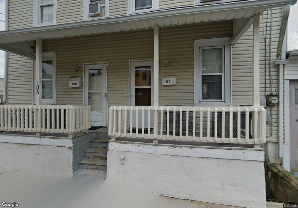 105 S Lee Ct, Hazleton, PA 18201 - photo 1
