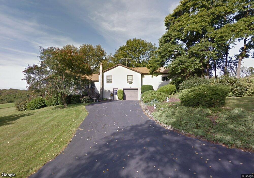 554 Horseshoe Dr unit C, Easton, PA 18040 - photo 1