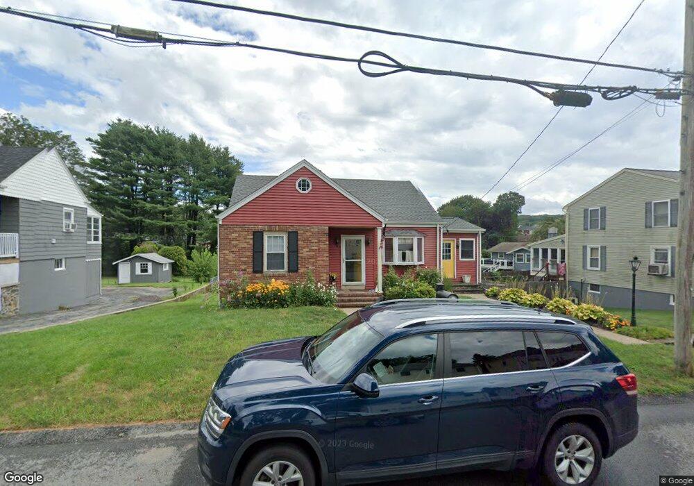 135 Nursery Ave, Woonsocket, RI 02895 - photo 1