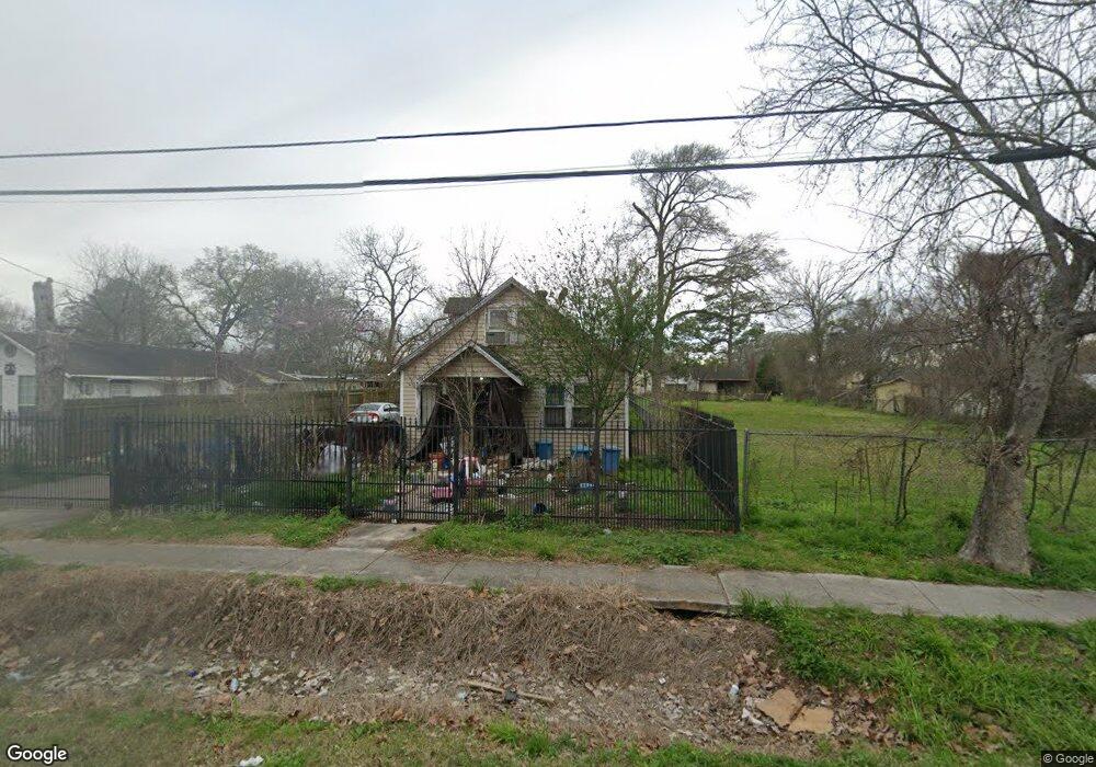 7911 Melrose St, Houston, TX 77022 - photo 1