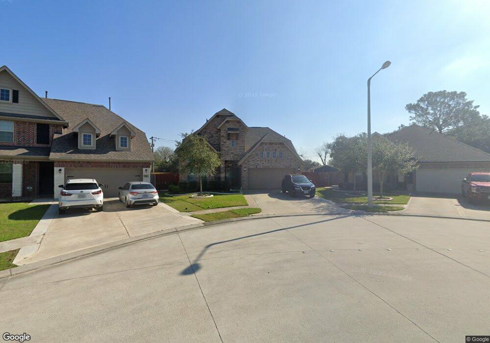 1749 Sunset Express Dr, Alvin, TX 77511 - photo 1