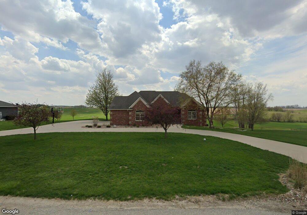 755 S 29th Ave E, Newton, IA 50208 - photo 1