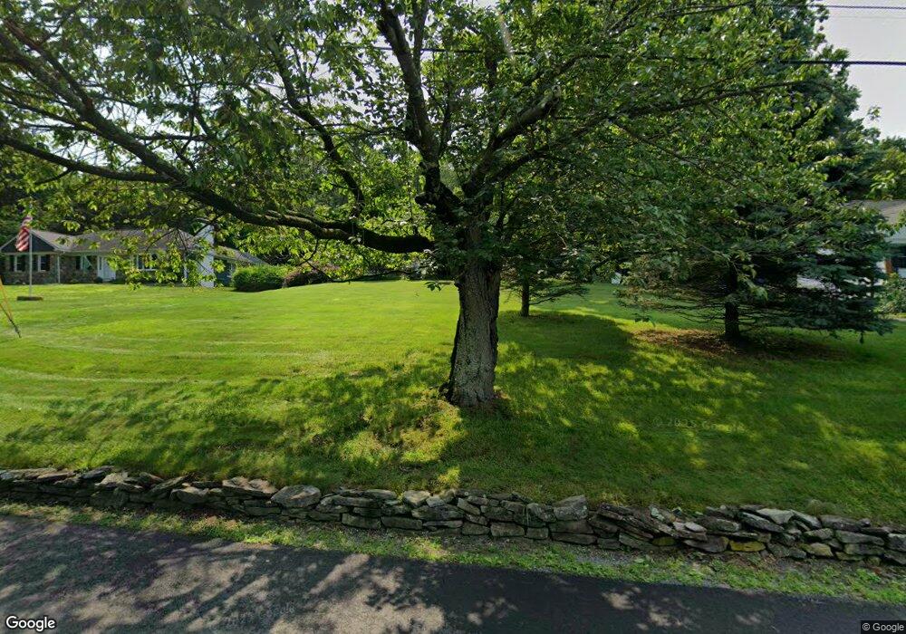 19 Twin Hills Rd, Poughkeepsie, NY 12603 - photo 1