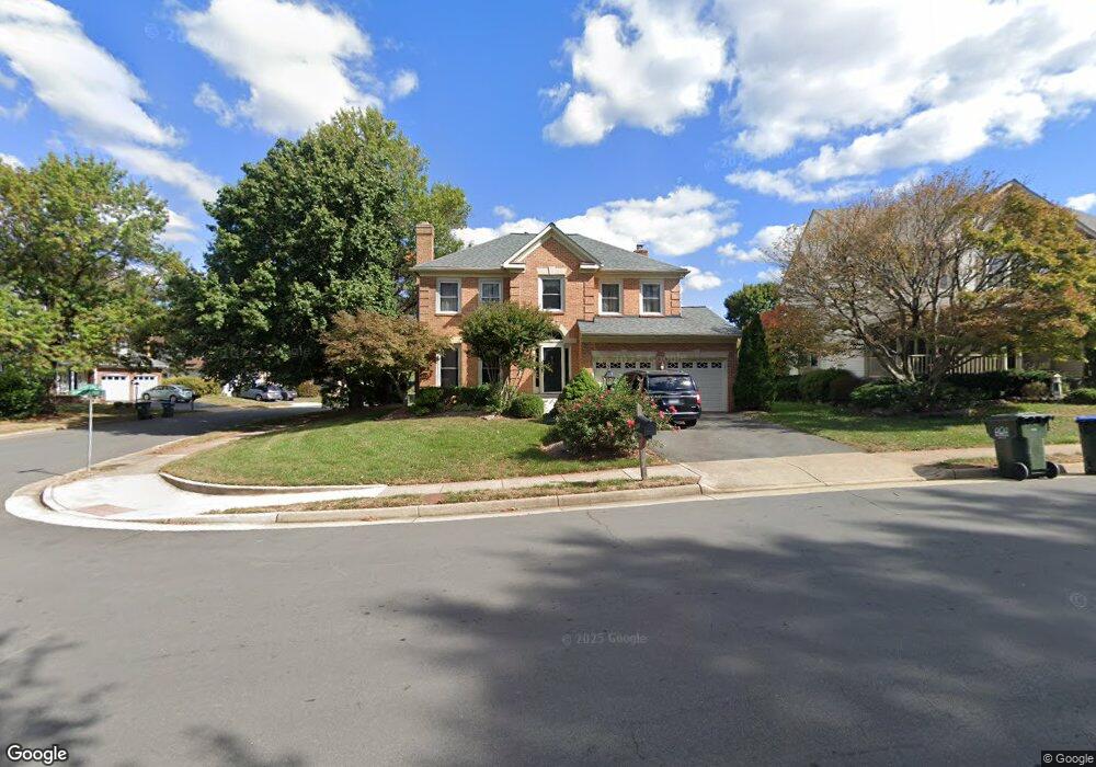 3507 Armfield Farm Dr, Chantilly, VA 20151 - photo 1