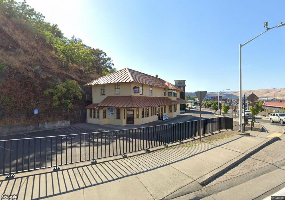 1006 E 2nd St, the Dalles, OR 97058 - photo 1