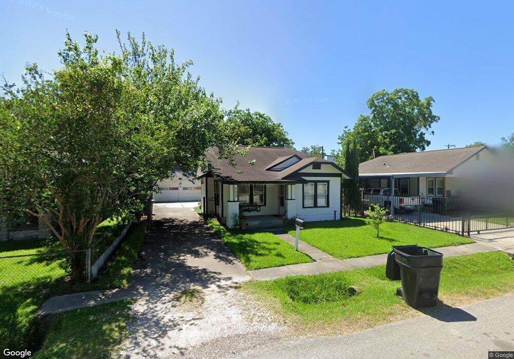 703 Tabor St, Houston, TX 77009 - photo 1