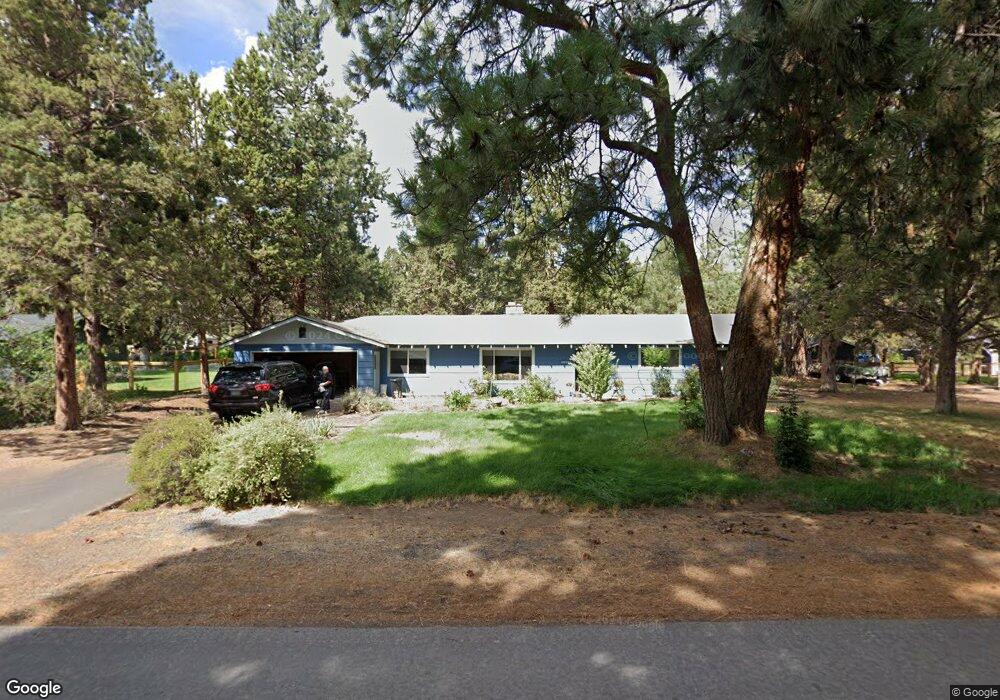 20404 Illahee Dr, Bend, OR 97702 - photo 1
