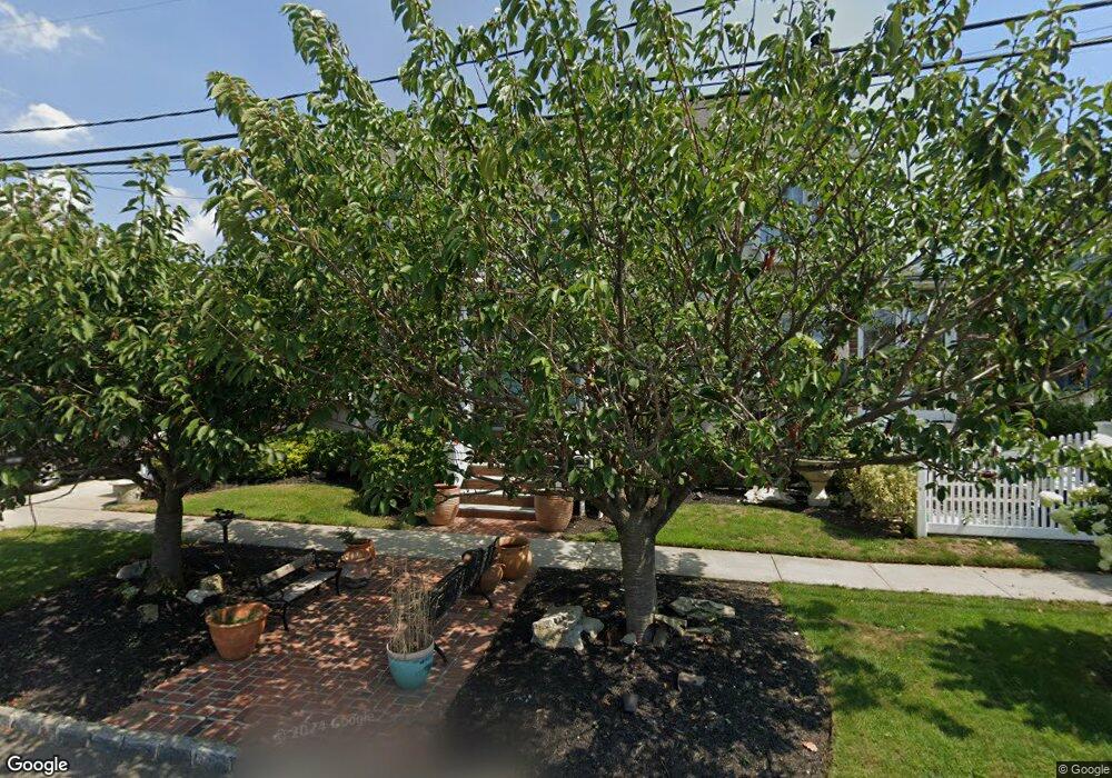 88 Dutchess Blvd, Atlantic Beach, NY 11509 - photo 1