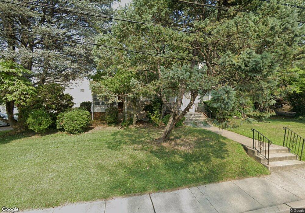 428 Fairview Rd, Woodlyn, PA 19094 - photo 1