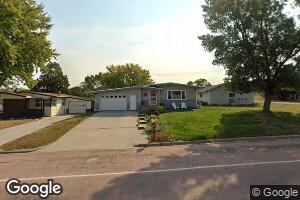 1213 S Main St, Chamberlain, SD 57325