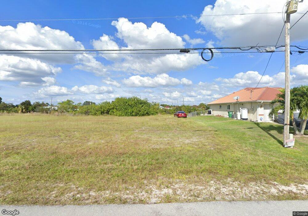 201 NE 25th St, Cape Coral, FL 33909 - photo 1