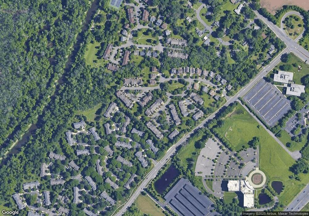 4 Exeter Ct, Princeton, NJ 08540 - photo 1