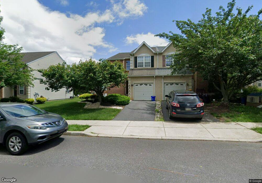 3661 Clauss Dr, Macungie, PA 18062 - photo 1