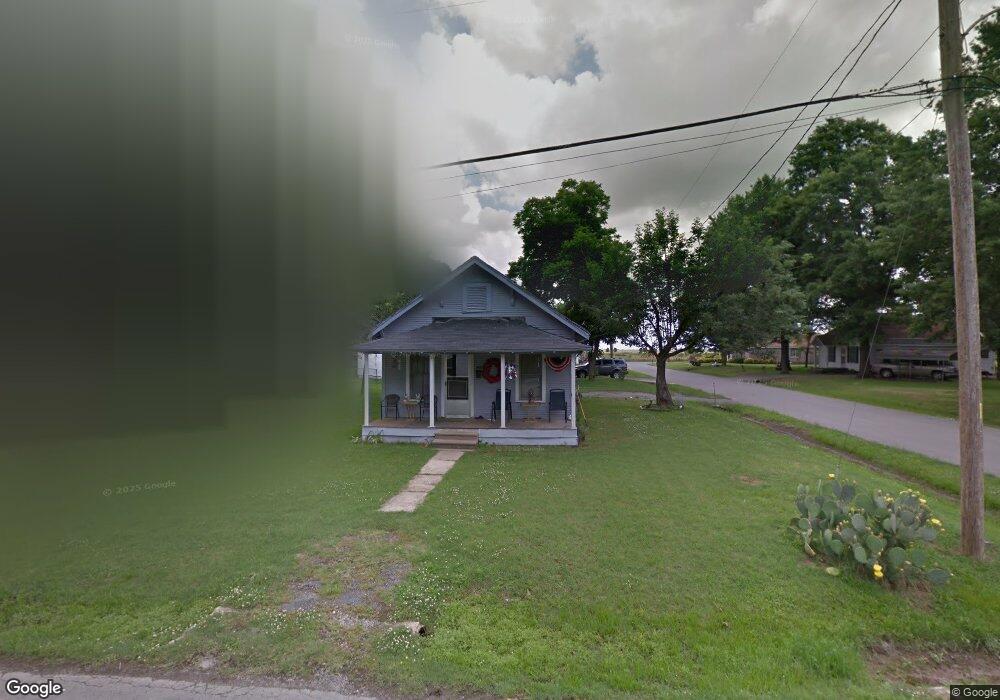 211 E Huron St, Stuttgart, AR 72160 - photo 1