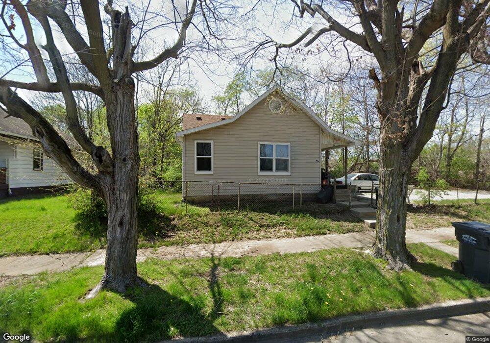 1921 Locust St, Anderson, IN 46016 - photo 1