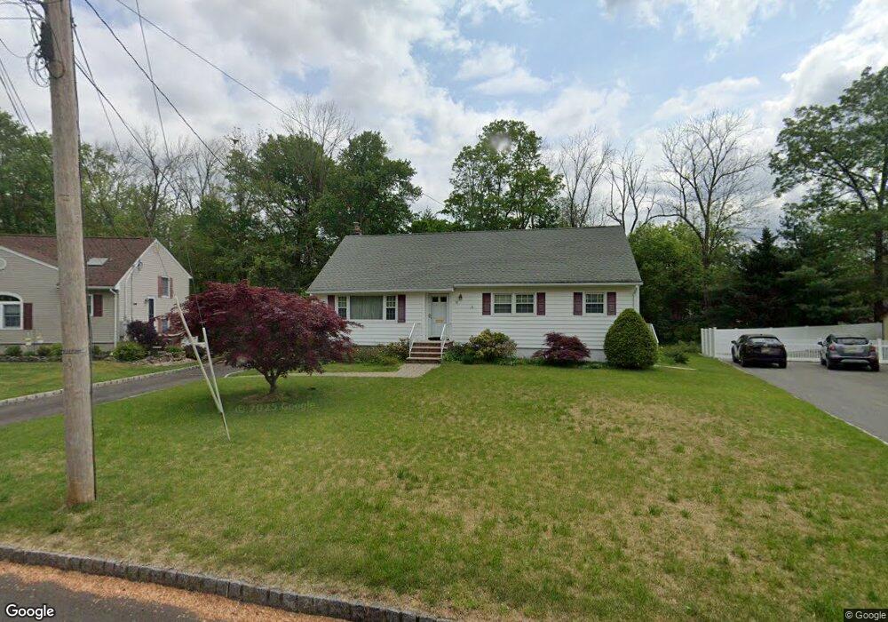 33 Holmes Oval, New Providence, NJ 07974 - photo 1