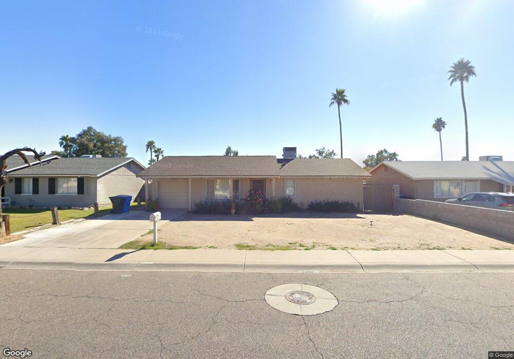 7559 W Mackenzie Dr, Phoenix, AZ 85033 - photo 1