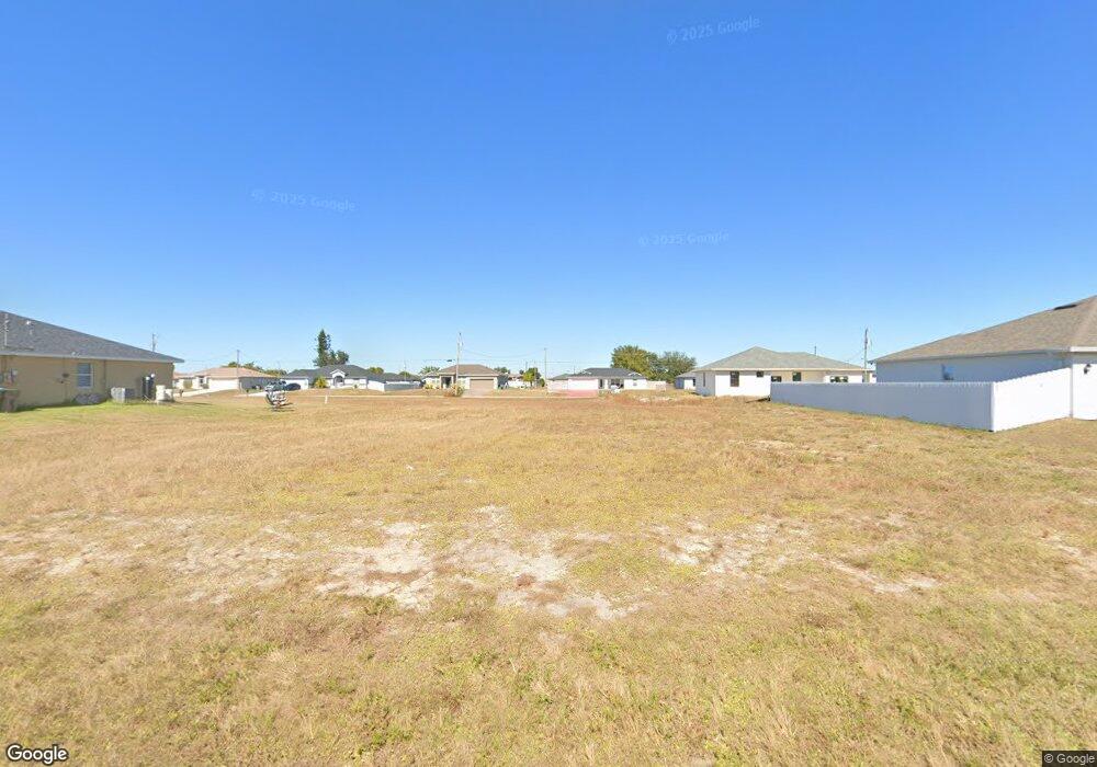 319 NW 20th St, Fort Myers, FL 33993 - photo 1