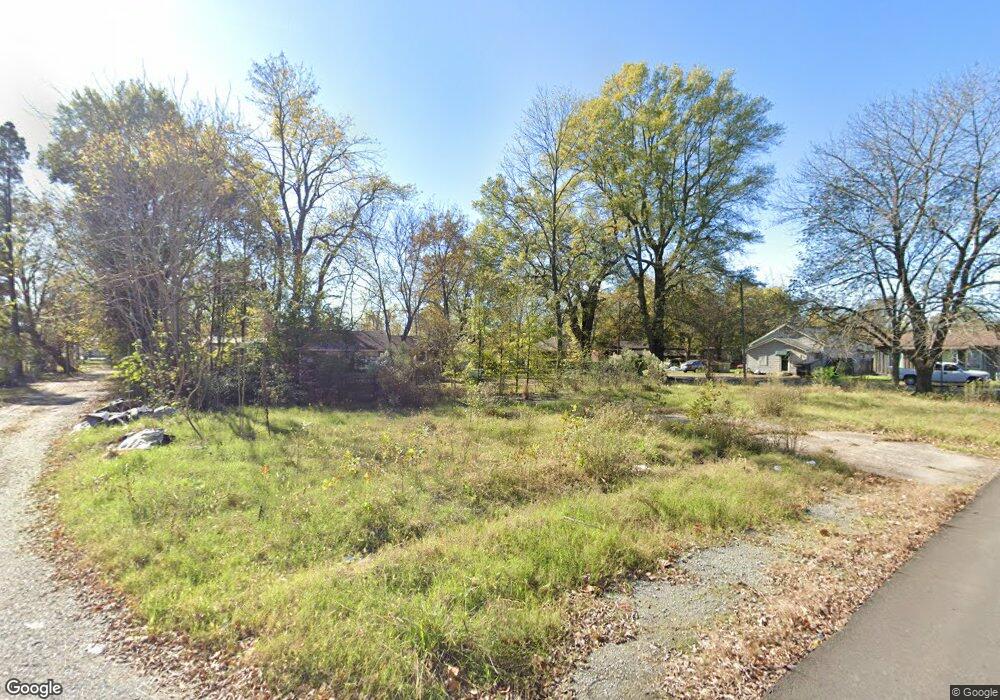 520 N Spring St, Stuttgart, AR 72160 - photo 1