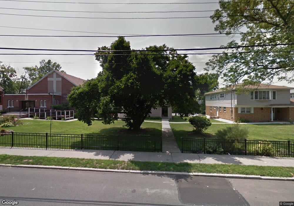 900 Jewett Ave, Staten Island, NY 10314 - photo 1