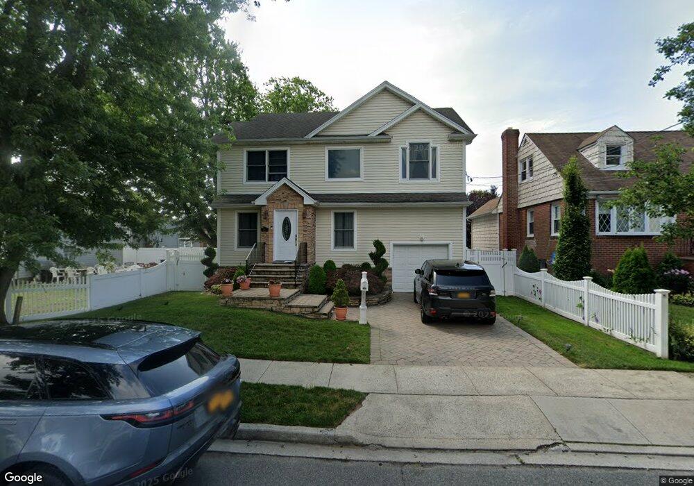860 Jefferson St, Baldwin, NY 11510 - photo 1