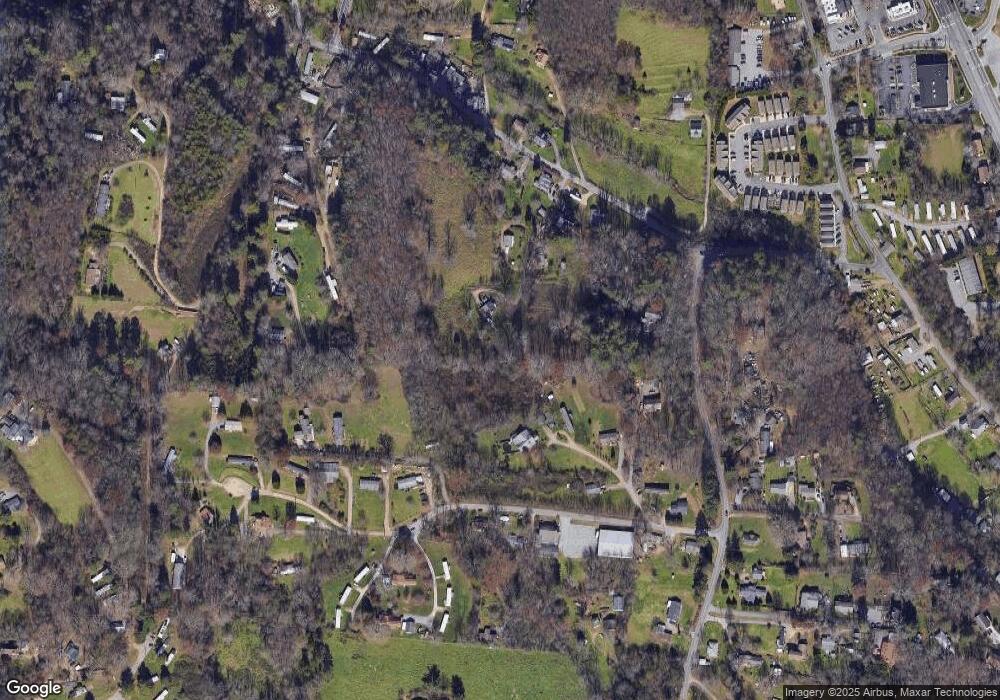 19 Snow White Dr, Asheville, NC 28806 - photo 1