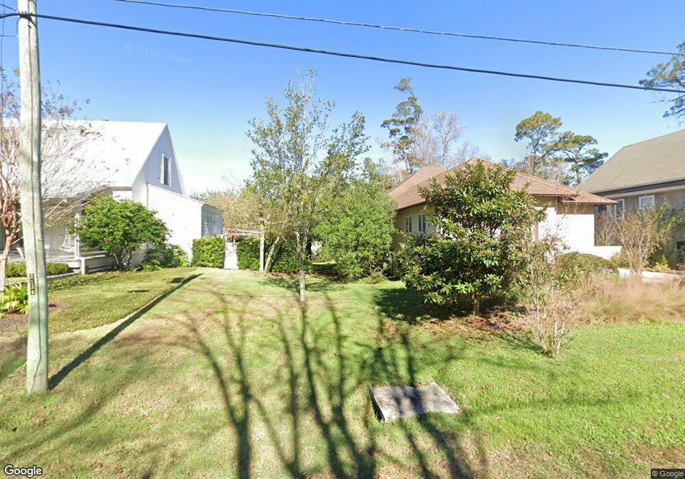 517 Timmons St, St. Simons Island, GA 31522 - photo 1