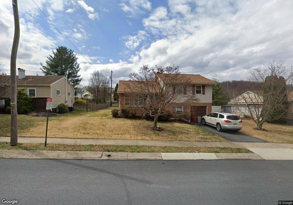 140 Kerrick Rd, Reading, PA 19607 - photo 1