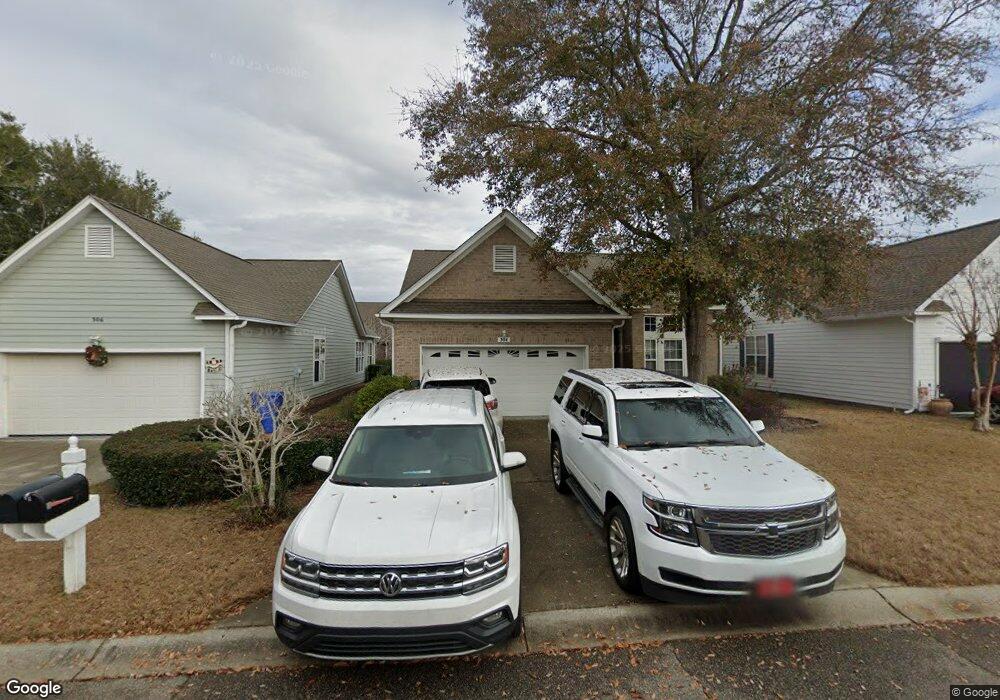 304 Palm Ln, Myrtle Beach, SC 29577 - photo 1