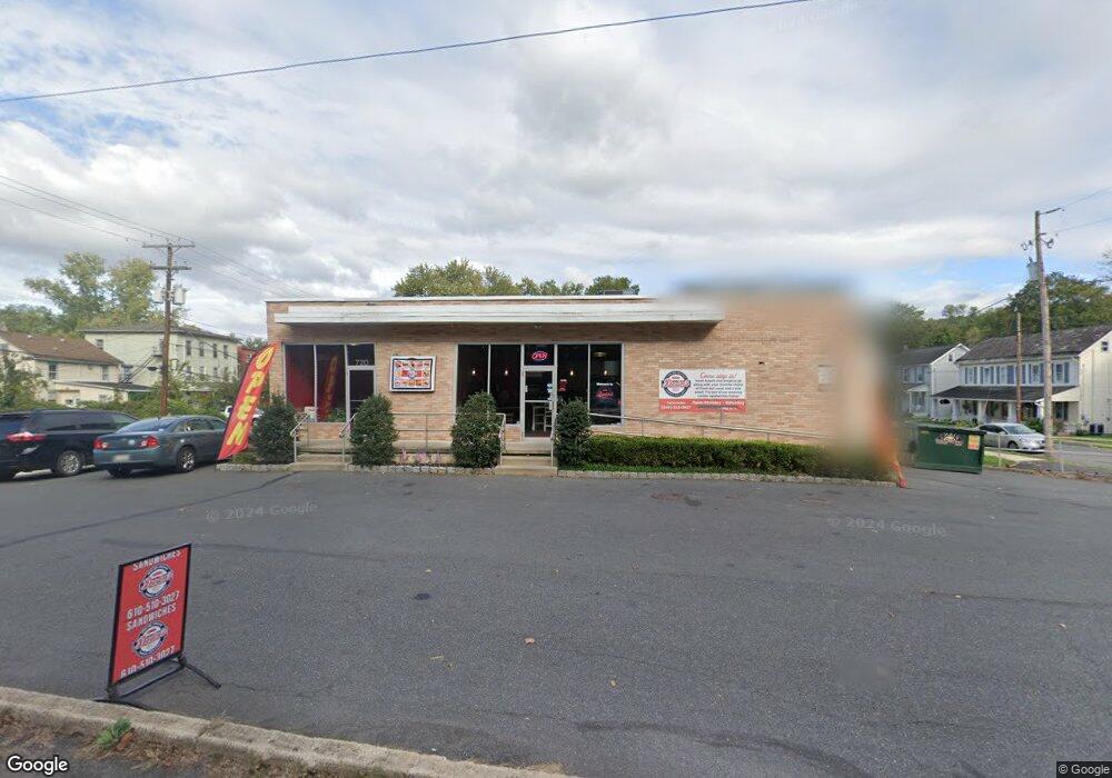 720 Easton Rd unit LEFT, Riegelsville, PA 18077 - photo 1