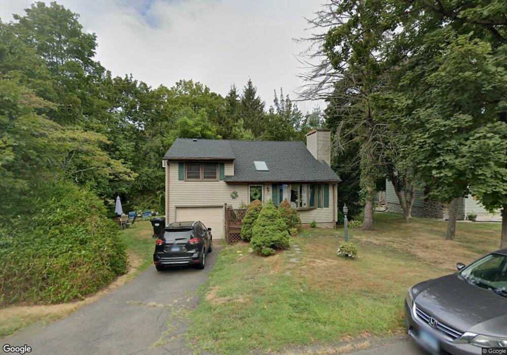 31 Dewey Ave, Meriden, CT 06451 - photo 1