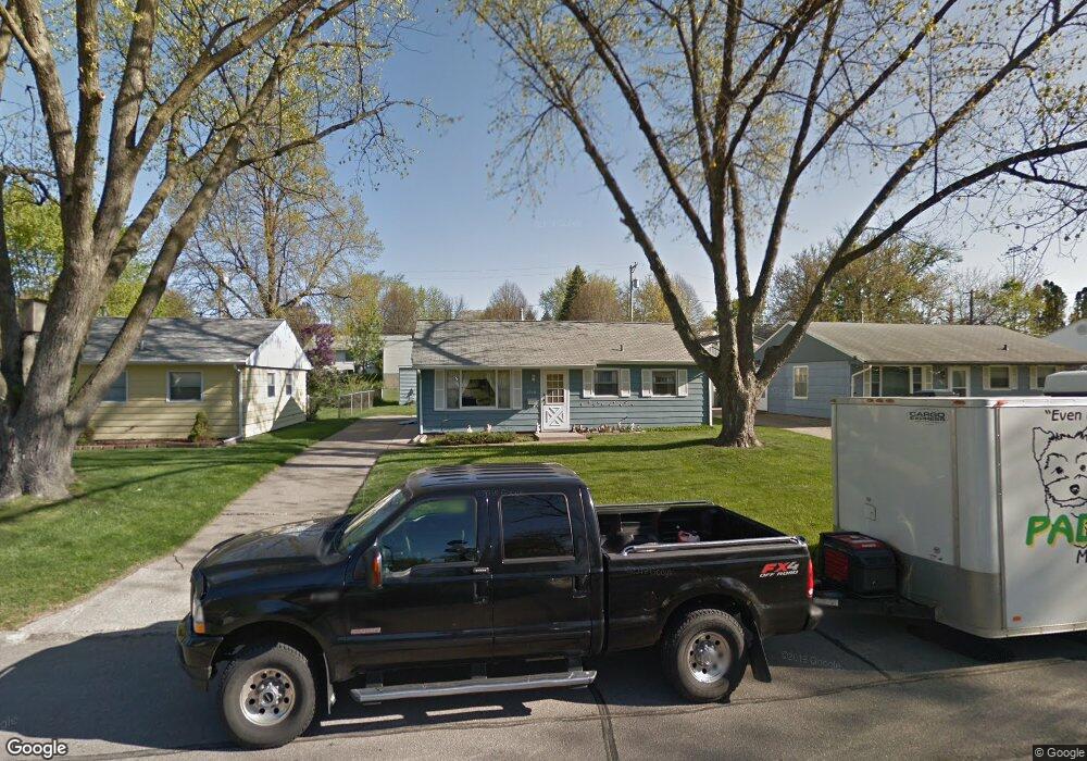 1518 11th Ave SW, Cedar Rapids, IA 52404 - photo 1