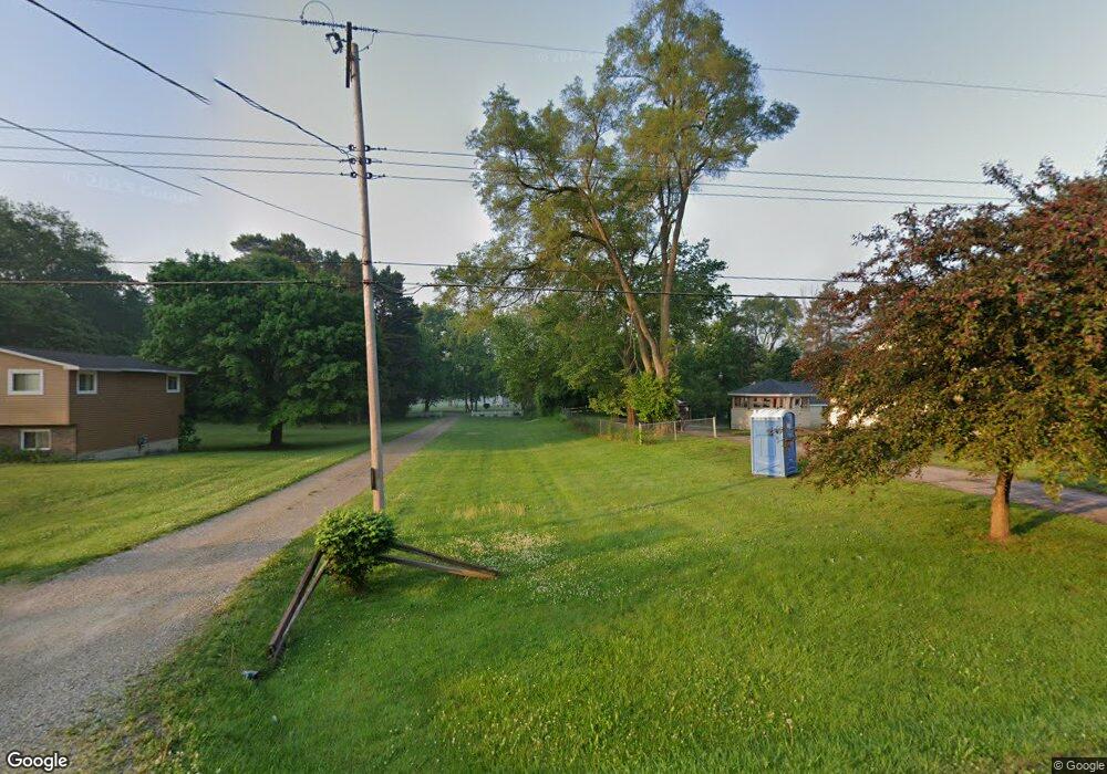 4354 E Carpenter Rd, Flint, MI 48506 - photo 1