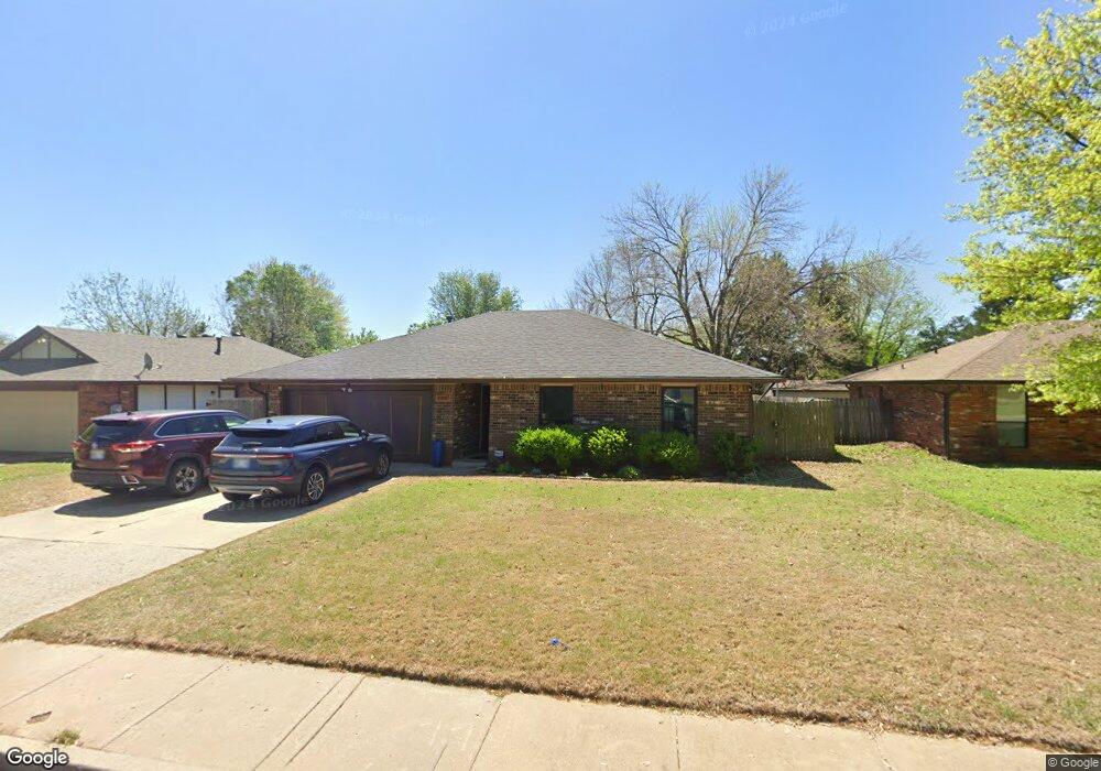 1208 Swan Lake Rd, Edmond, OK 73003 - photo 1