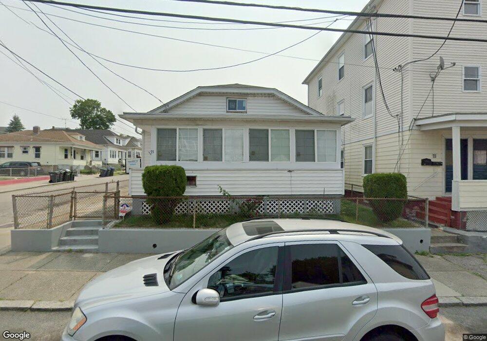 75 Erastus St, Providence, RI 02908 - photo 1