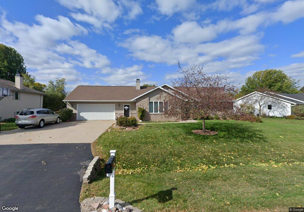 N9571 Onyx Ct, Appleton, WI 54915 - photo 1