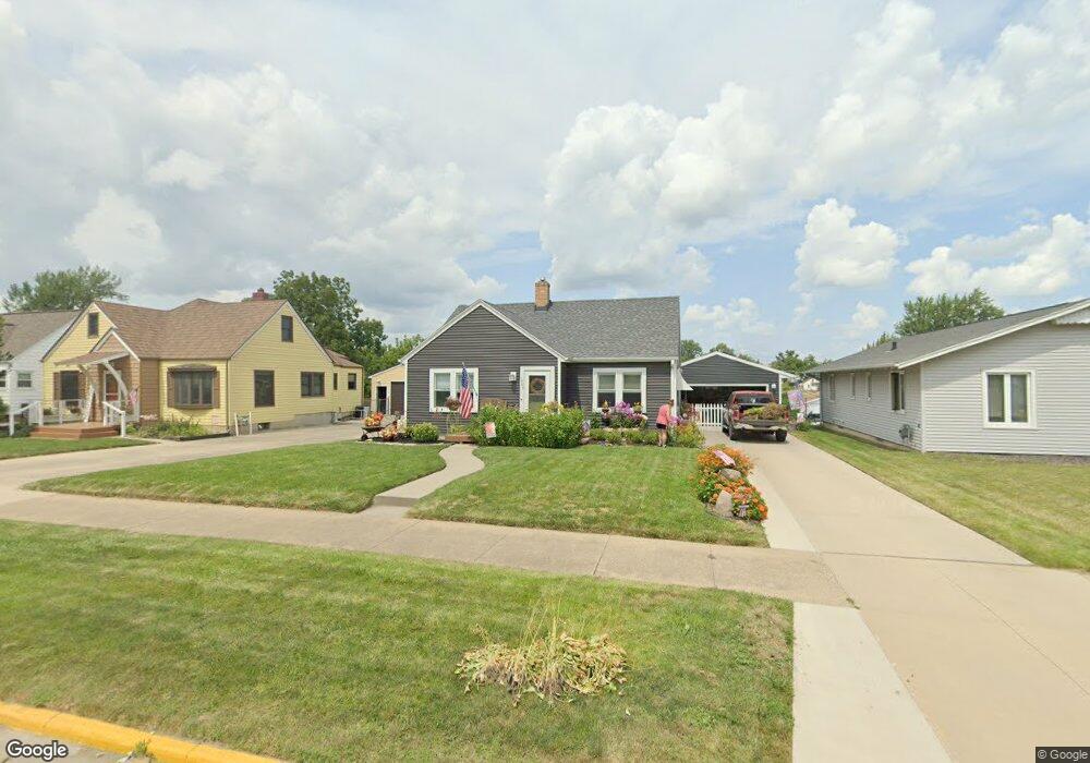 1405 W Main St, Marshalltown, IA 50158 - photo 1