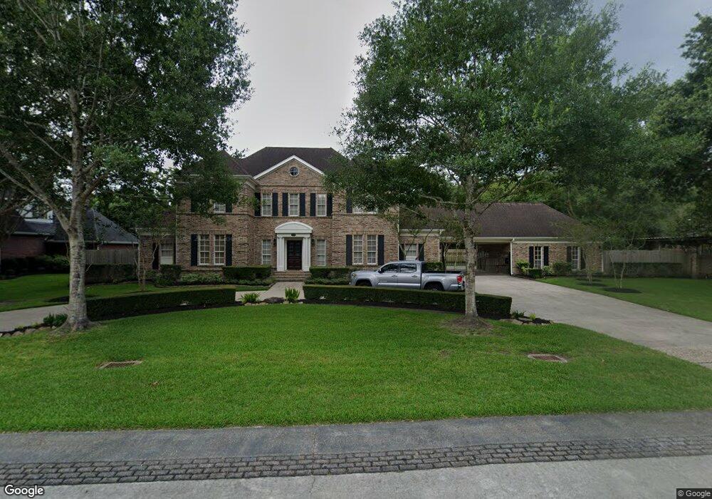 405 Carriage Creek Ln, Friendswood, TX 77546 - photo 1