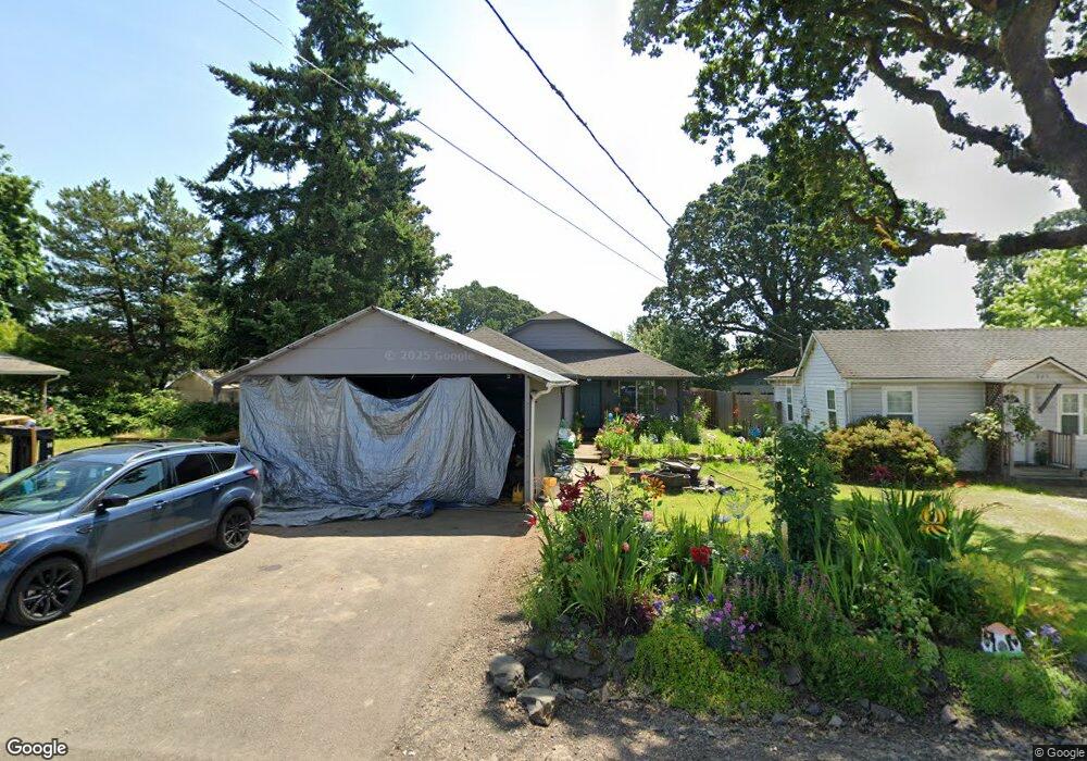 909 SE Maple St, Dundee, OR 97115 - photo 1