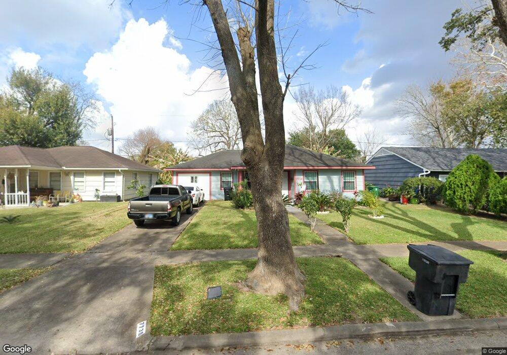 7739 El Rancho St, Houston, TX 77087 - photo 1