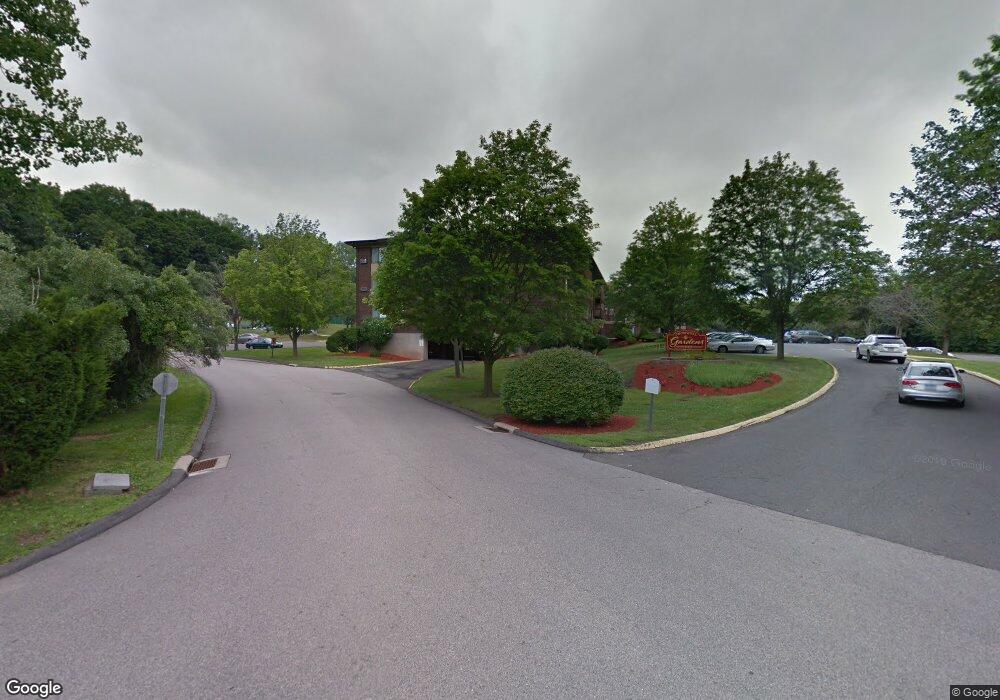 1000 Cromwell Hills Dr, Cromwell, CT 06416 - photo 1